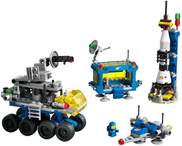 LEGO 40712 Micro Rocket Launchpad: 325 Pieces - Nostalgic Space Toy Set for Adults and Kids 9+, Inspired by Classic Space Sets from The 70s and 80s, Includes Rocket, Space Station, and Characters